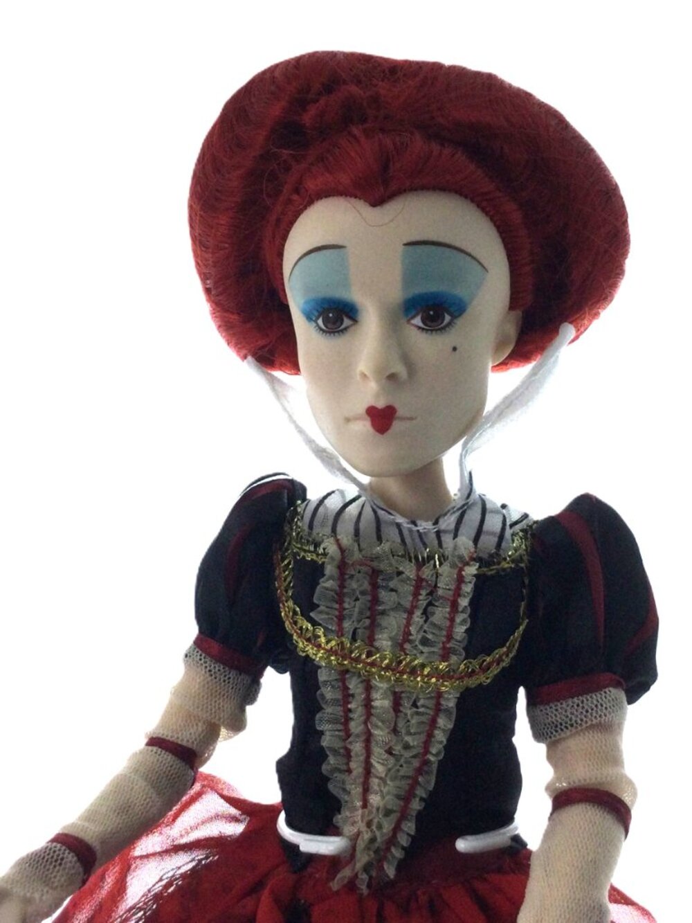 Alice‎ Through the Looking Glass Deluxe Red Queen Collector Doll